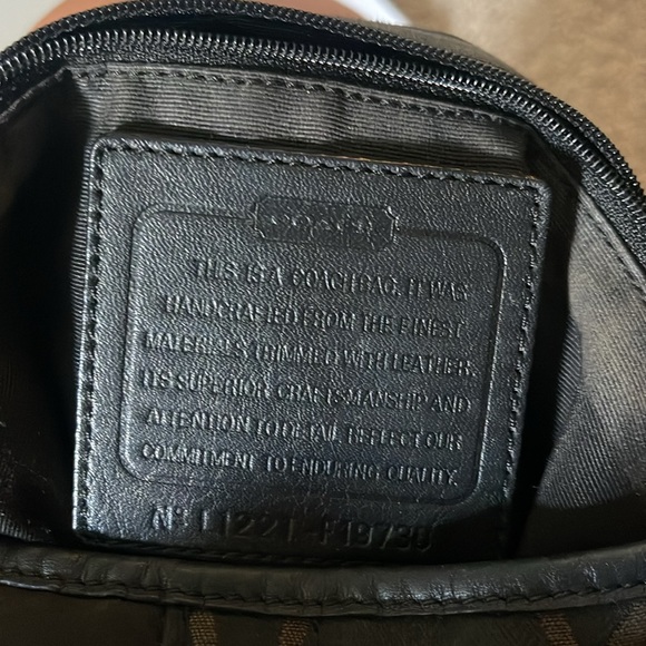 Coach Signature Black Crossbody Shoulder Bag f19730 - Picture 5 of 5